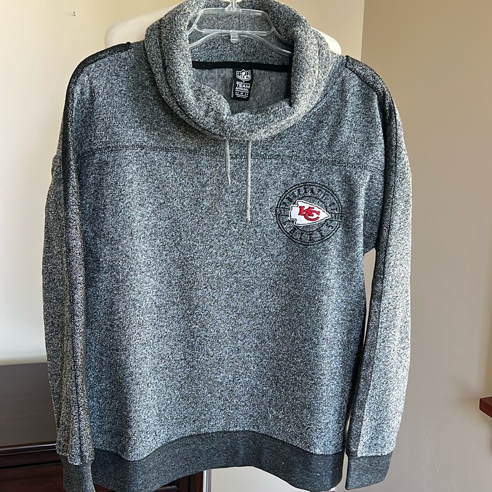 🏈 GO CHIEFS Pullover ❤️💛